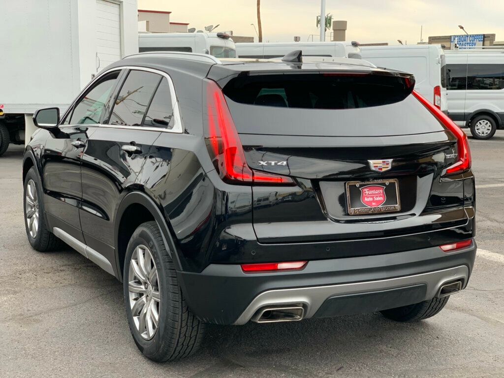 2022 Cadillac XT4 Premium Luxury photo 11