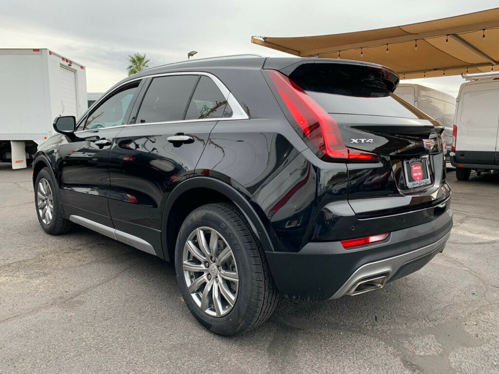 2022 Cadillac XT4 Premium Luxury photo 12