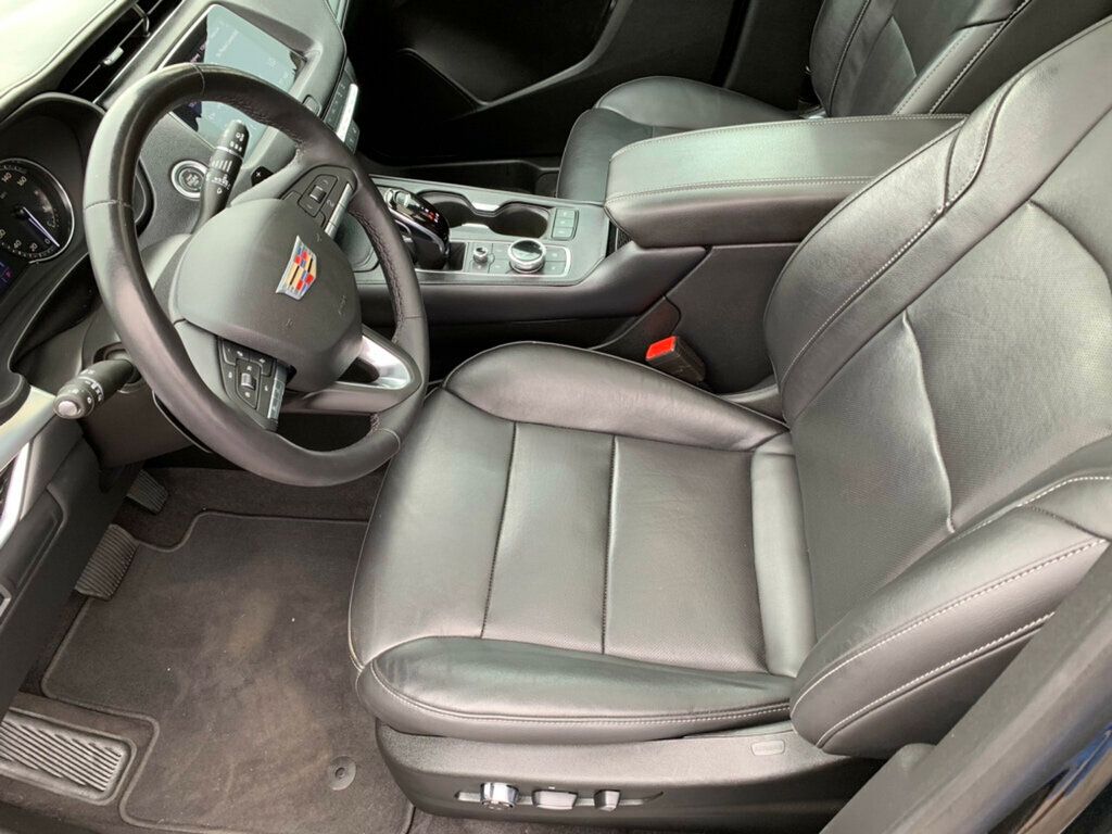 2022 Cadillac XT4 Premium Luxury photo 18