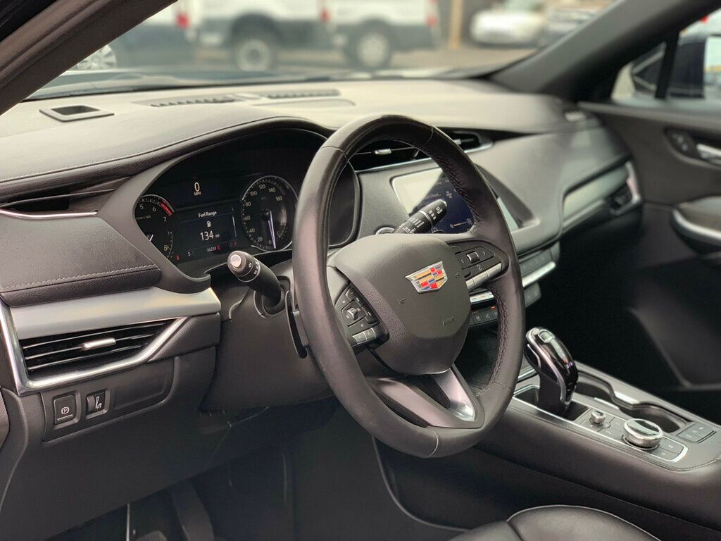 2022 Cadillac XT4 Premium Luxury photo 21