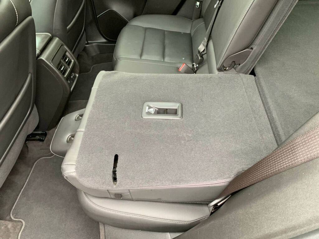 2022 Cadillac XT4 Premium Luxury photo 33