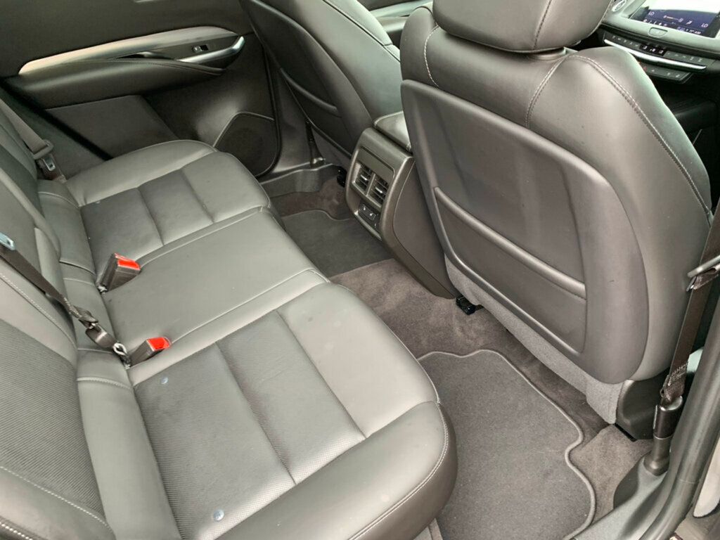 2022 Cadillac XT4 Premium Luxury photo 38