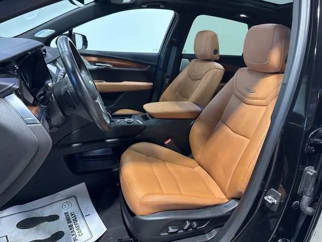 2022 Cadillac XT5 AWD 4dr Premium Luxury - 23027776 - 24