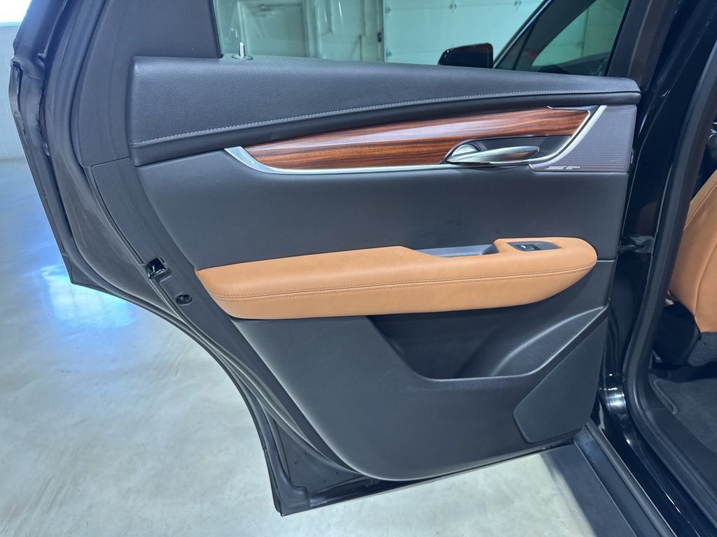 2022 Cadillac XT5 AWD 4dr Premium Luxury - 23027776 - 34