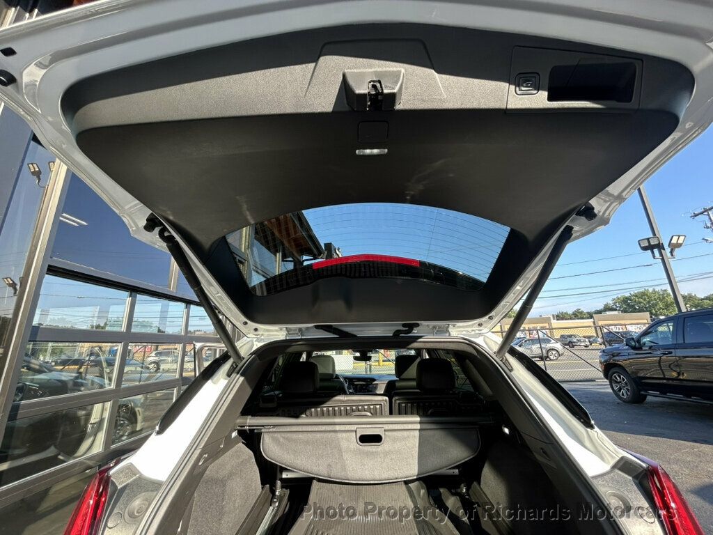 2022 Cadillac XT5 AWD 4dr Premium Luxury - 23075537 - 19