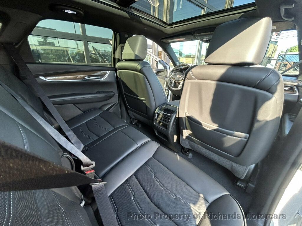 2022 Cadillac XT5 AWD 4dr Premium Luxury - 23075537 - 21