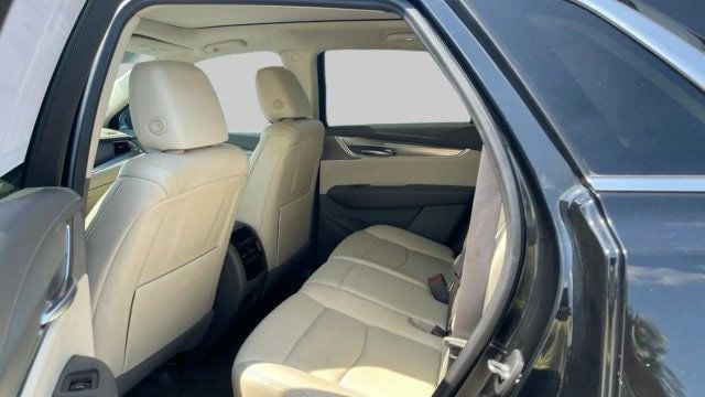 2022 Cadillac XT5 FWD 4dr Premium Luxury - 23064230 - 19