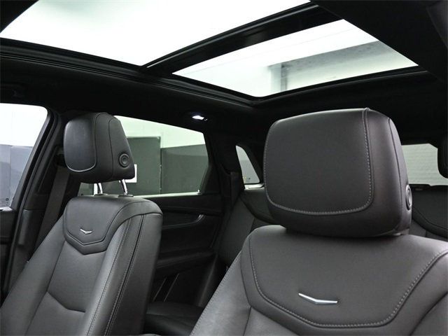 2022 Cadillac XT5 Premium Luxury photo 8