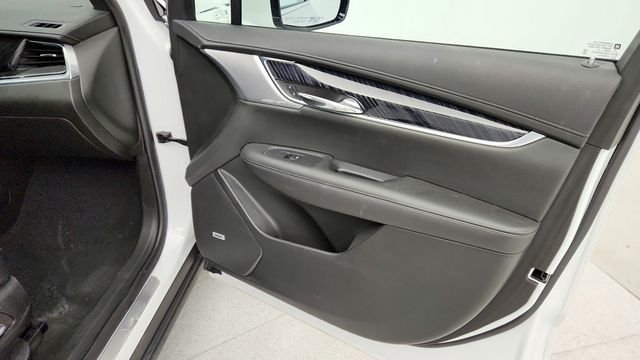 2022 Cadillac XT6 4dr Premium Luxury withTechnology & Driver Assist Packages & Nav - 22944800 - 24