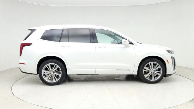 2022 Cadillac XT6 4dr Premium Luxury withTechnology & Driver Assist Packages & Nav - 22944800 - 3
