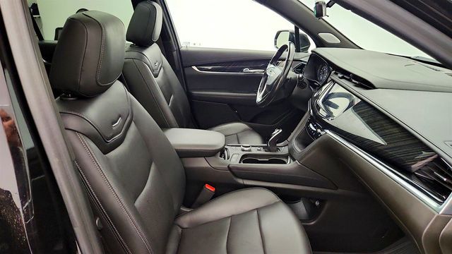 2022 Cadillac XT6 Premium Luxury AWD w/ Technology Package & Bose Audio - 23042522 - 23