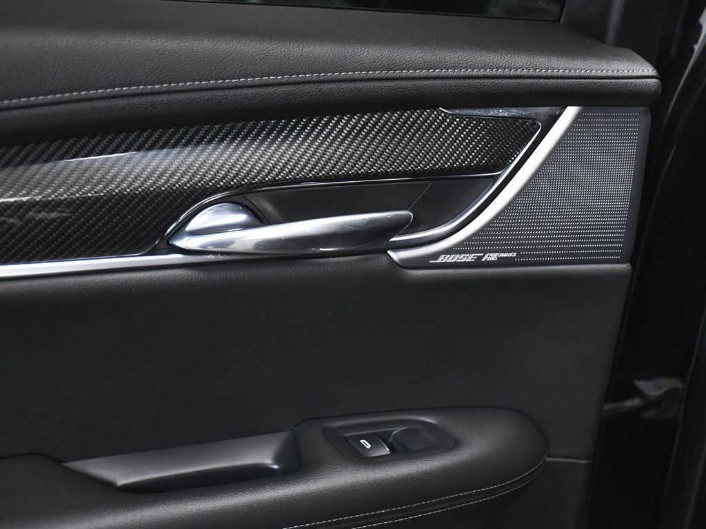 2022 Cadillac XT6 Sport photo 15