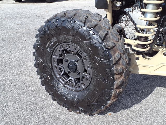 2022 Can-Am MAVERICK X3 Max DS Turbo RR - 23007468 - 16