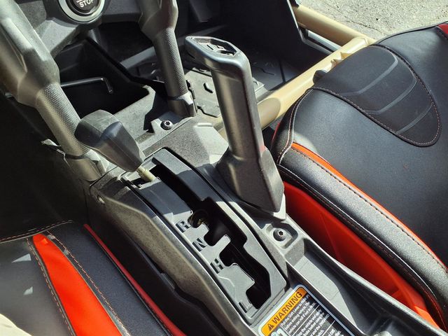 2022 Can-Am MAVERICK X3 Max DS Turbo RR - 23007468 - 18