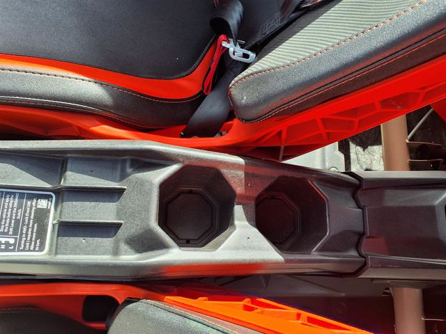 2022 Can-Am MAVERICK X3 Max DS Turbo RR - 23007468 - 19