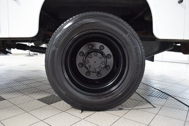 2022 Chevrolet Silverado 5500HD Work Truck photo 14