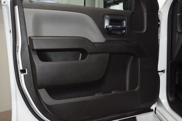 2022 Chevrolet Silverado 5500HD Work Truck photo 29