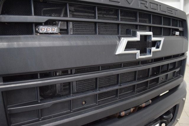 2022 Chevrolet Silverado 5500HD Work Truck photo 4