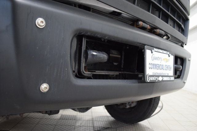 2022 Chevrolet Silverado 5500HD Work Truck photo 6