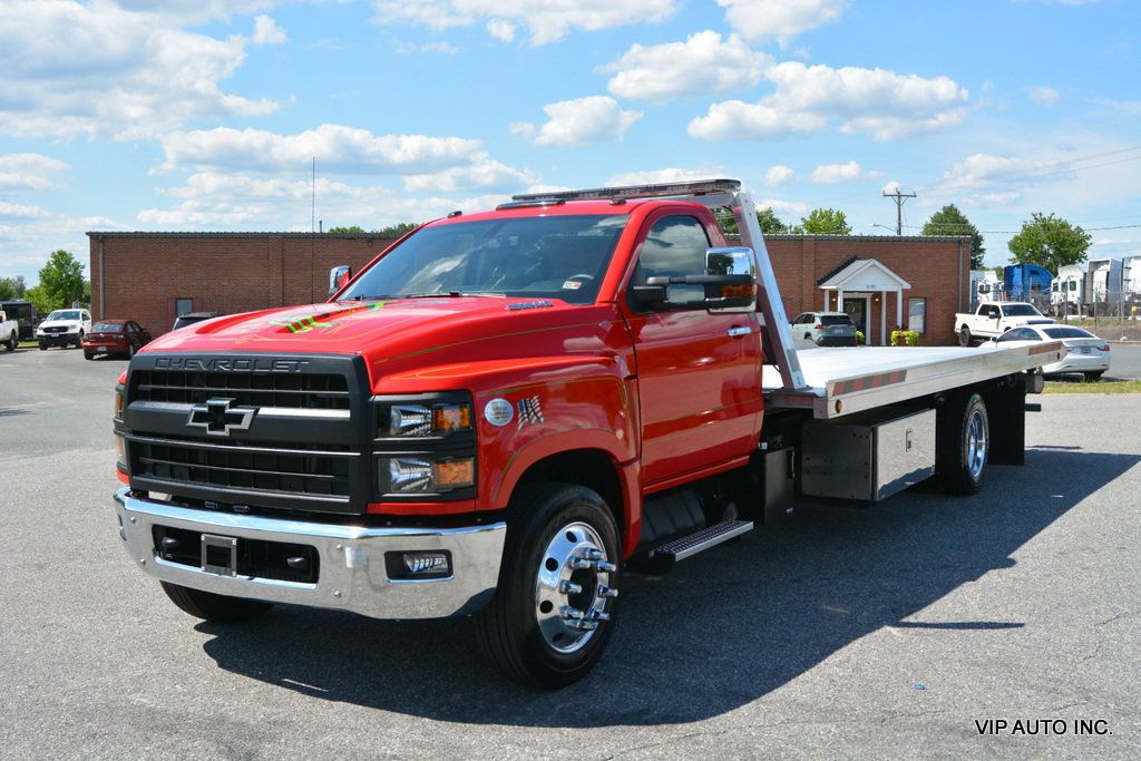 2022 Chevrolet 5500HD LCF Diesel 2WD Reg Cab 200" - 22506016 - 1