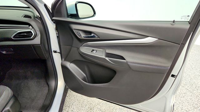 2022 Chevrolet Bolt EUV 4dr LT w/ Comfort & Driver Confidence Packages - 23018217 - 24