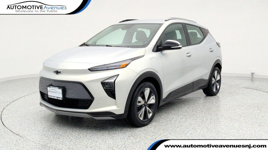 2022 Chevrolet Bolt EUV 4dr LT with Convenience, Comfort & Driver Confidence Packages - 22953851 | Video 1