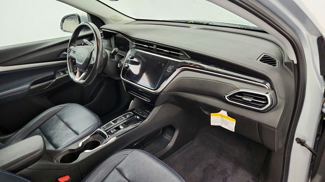 2022 Chevrolet Bolt EUV 4dr LT with Convenience, Comfort & Driver Confidence Packages - 22953851 - 17