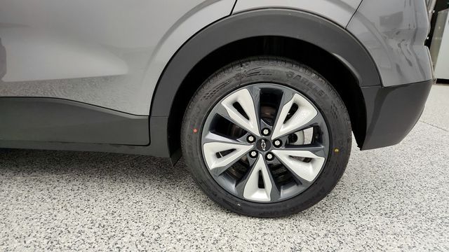 2022 Chevrolet Bolt EUV 4dr LT with Convenience, Comfort & Driver Confidence Packages - 22956515 - 8