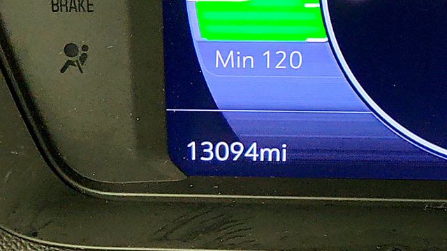 2022 Chevrolet Bolt EUV FWD 4dr LT - 23018217 - 14