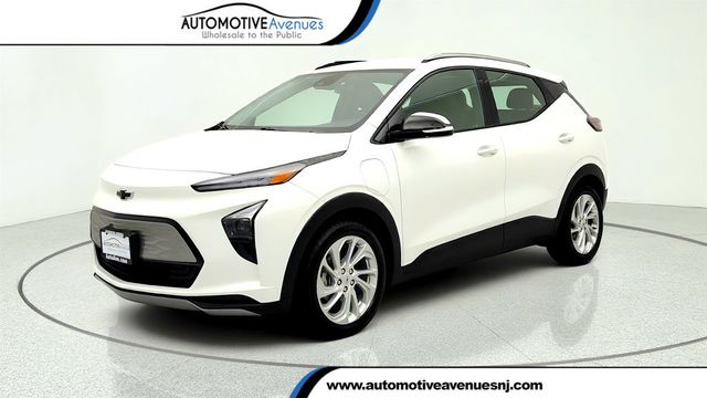 2022 Chevrolet Bolt EUV FWD 4dr LT - 23046982 - 0