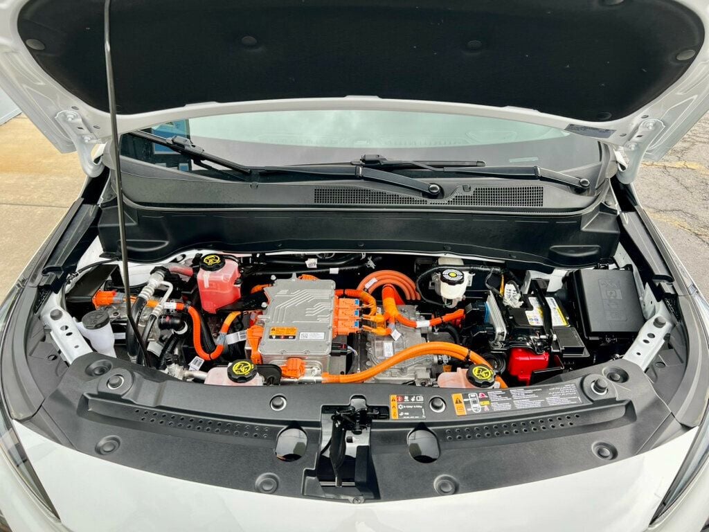 2022 Chevrolet Bolt EUV Premier photo 11