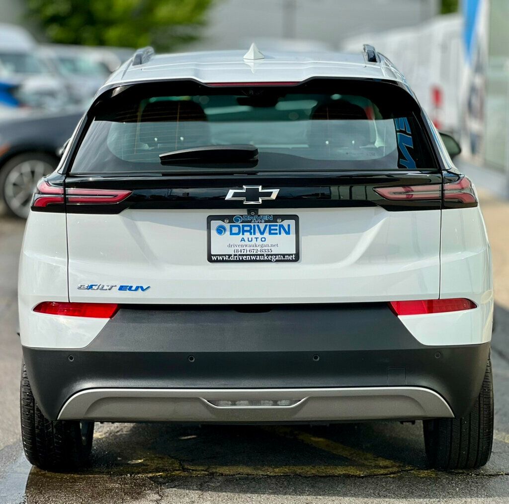 2022 Chevrolet Bolt EUV Premier photo 4