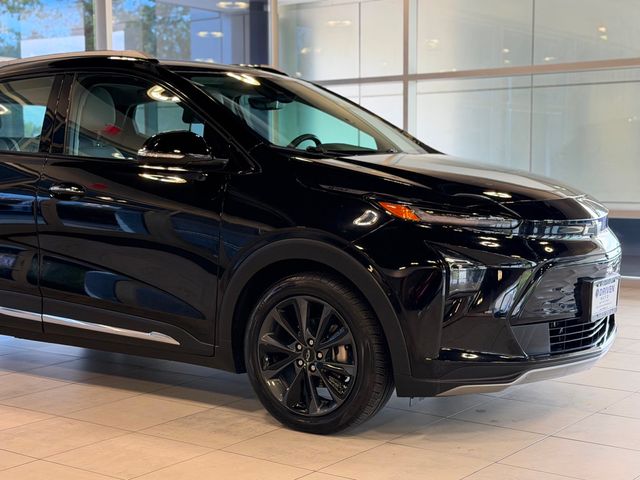 2022 Chevrolet Bolt EUV Premier's photo