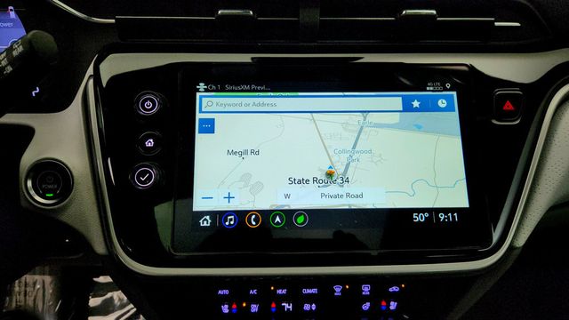 2022 Chevrolet Bolt EUV FWD Premier w/ Sun & Sound & Super Cruise Packages - 23098457 - 17