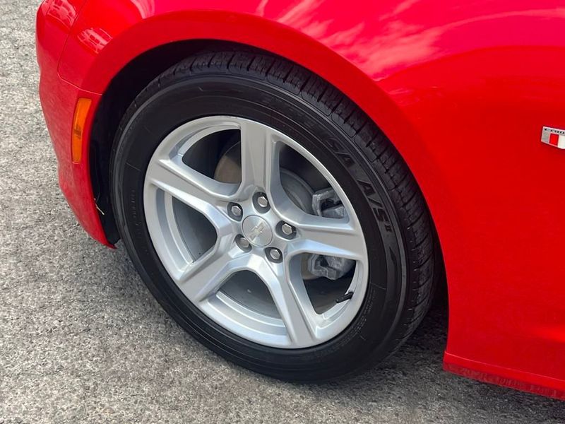 2022 Chevrolet Camaro 1LT photo 10