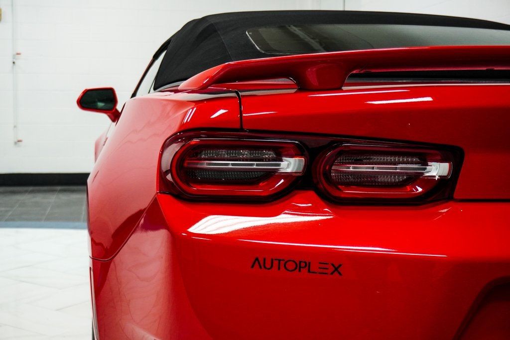 2022 Chevrolet Camaro 1LT photo 14