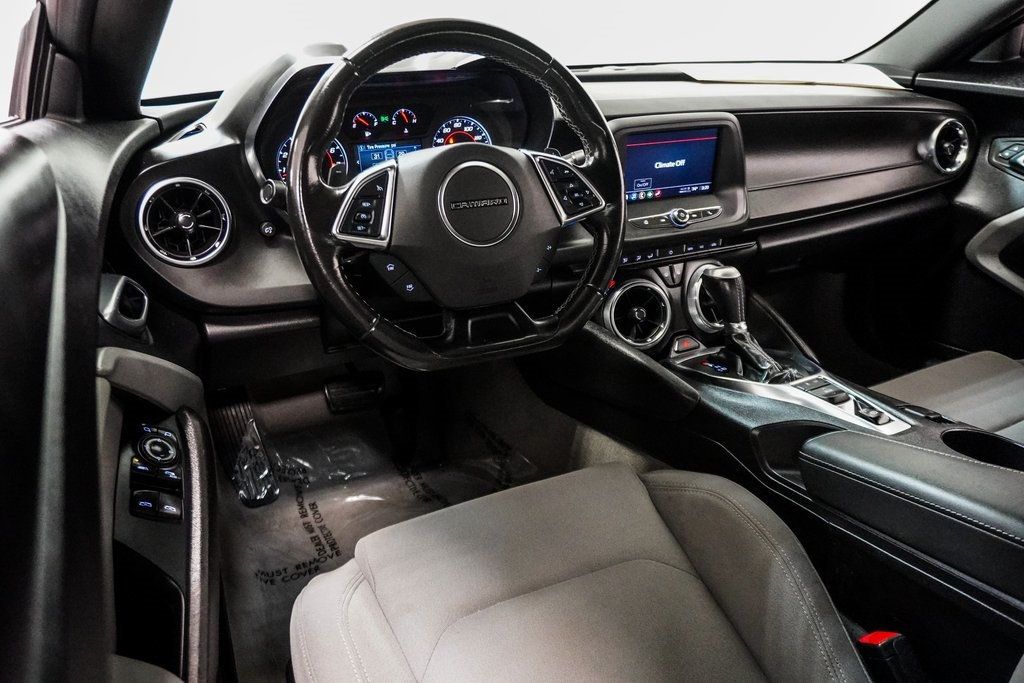 2022 Chevrolet Camaro 1LT photo 22