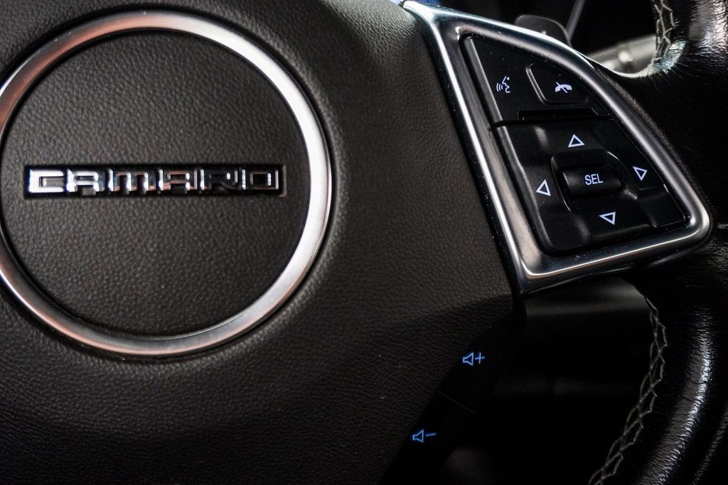 2022 Chevrolet Camaro 1LT photo 24