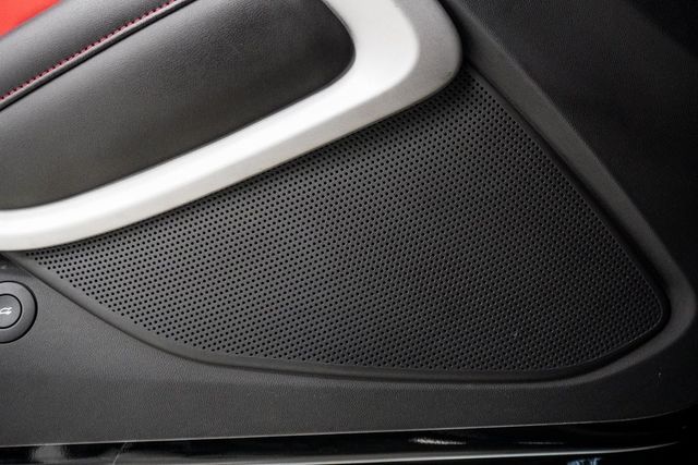 2022 Chevrolet Camaro 2dr Convertible 2LT - 22955512 - 18