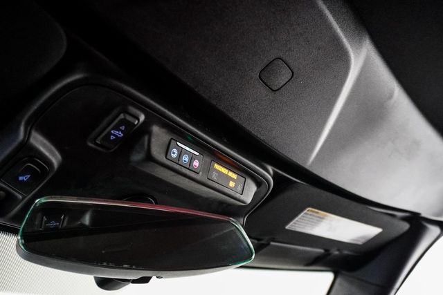 2022 Chevrolet Camaro 2dr Convertible 2LT - 22955512 - 23