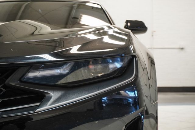 2022 Chevrolet Camaro 2dr Convertible 2LT - 22955512 - 35