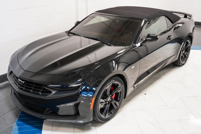 2022 Chevrolet Camaro 2dr Convertible 2LT - 22955512 - 36
