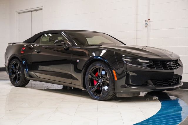 2022 Chevrolet Camaro 2dr Convertible 2LT - 22955512 - 4