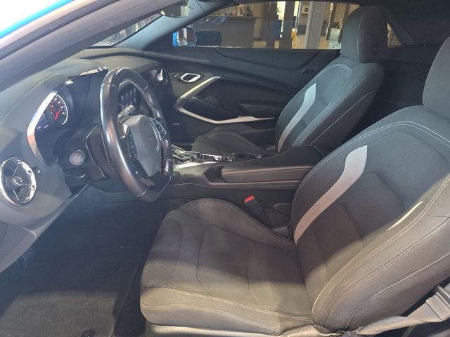 2022 Chevrolet Camaro 2dr Convertible LT1 - 22999156 - 8