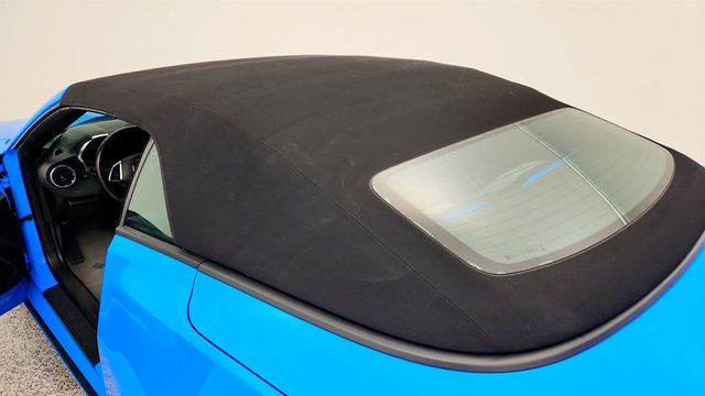 2022 Chevrolet Camaro 2dr Convertible LT1 w/ 6.2L V8 Engine & Apple CarPlay - 22996811 - 8