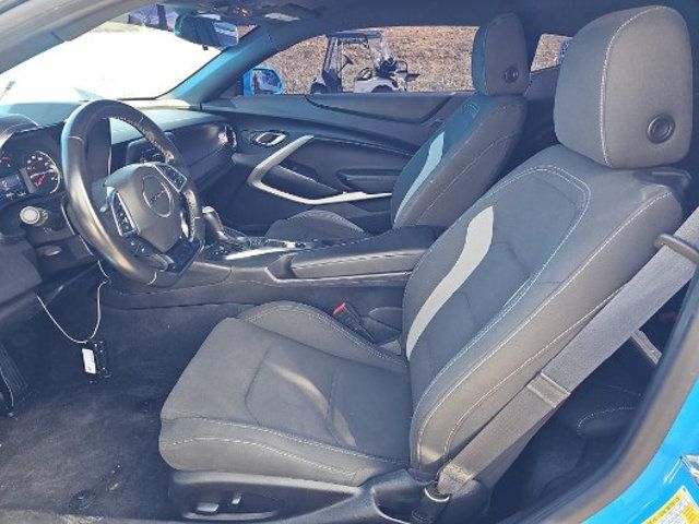 2022 Chevrolet Camaro 2dr Coupe 1LT - 23032259 - 4