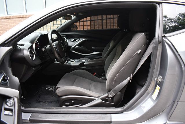 2022 Chevrolet Camaro 2dr Coupe 1LT - 23082528 - 16