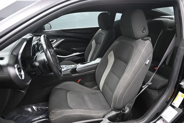 2022 Chevrolet Camaro 2dr Coupe 1LT - 22993861 - 9