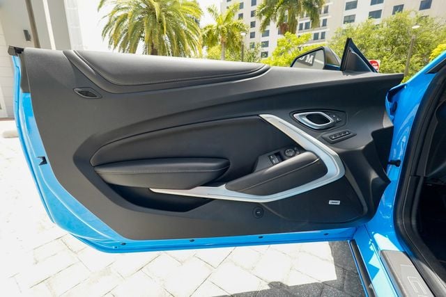 2022 Chevrolet Camaro 2dr Coupe 2SS - 23048882 - 53