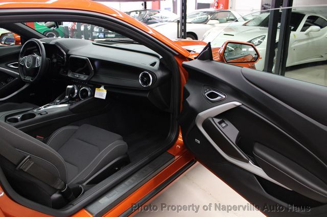 2022 Chevrolet Camaro 2dr Coupe LT1 - 22354449 - 36